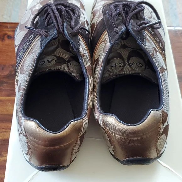♨️SOLD ELSEWHERE👟Gently Used Coach Sneakers👟 - Picture 3 of 4